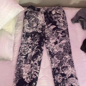 Grey and white Ann Taylor LOFT small pants